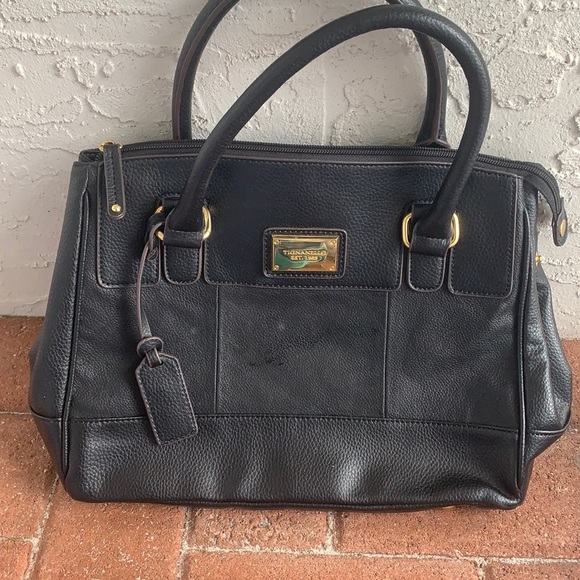 Tignanello Handbags - Tignanello Black Leather Bag